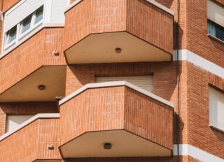 Alineaciones De Valencia C. F. Contra Real Sociedad: ¿Quién Ganará?