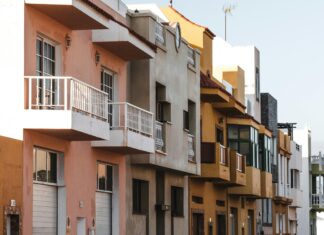 Alineaciones De Real Sociedad Contra U. D. Las Palmas: ¿Quién Ganará?