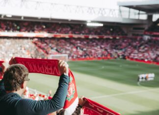 Alineaciones De Liverpool FC Contra Accrington: ¿Quién Sobresale?