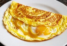 Una tortilla de 3 huevos contiene alrededor de 270 calorías.