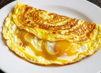 Una tortilla de 3 huevos contiene alrededor de 270 calorías.