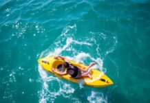 El Fascinante Mundo de los Deportes Acuáticos The Fascinating World of Water Sports