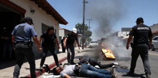 Al menos 5 personas resultan heridas en disturbios violentos en San Quintín, Baja California